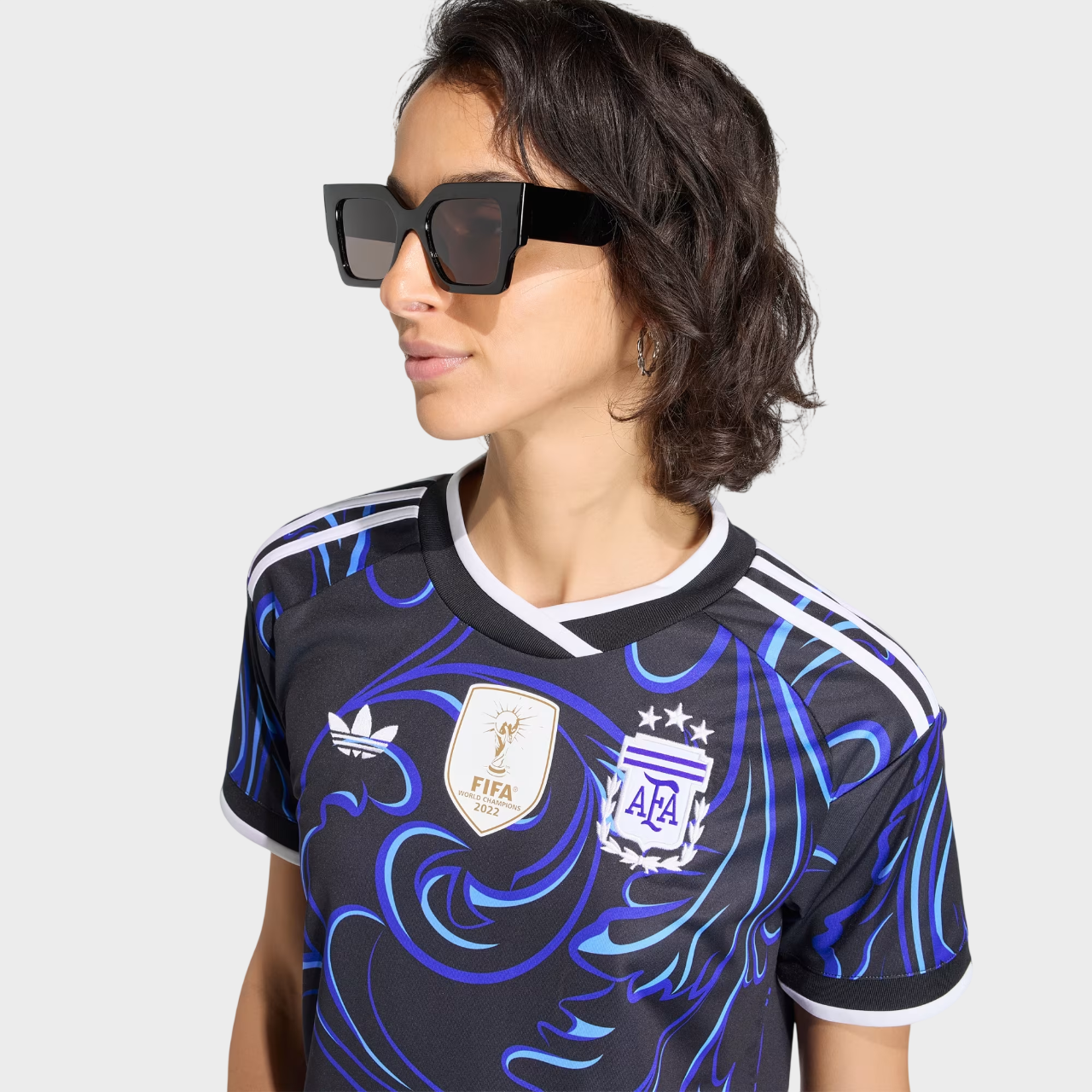 Título Camisa Feminina Argentina II 26/27 - Torcedor Adidas + Patch Campeão do Mundo