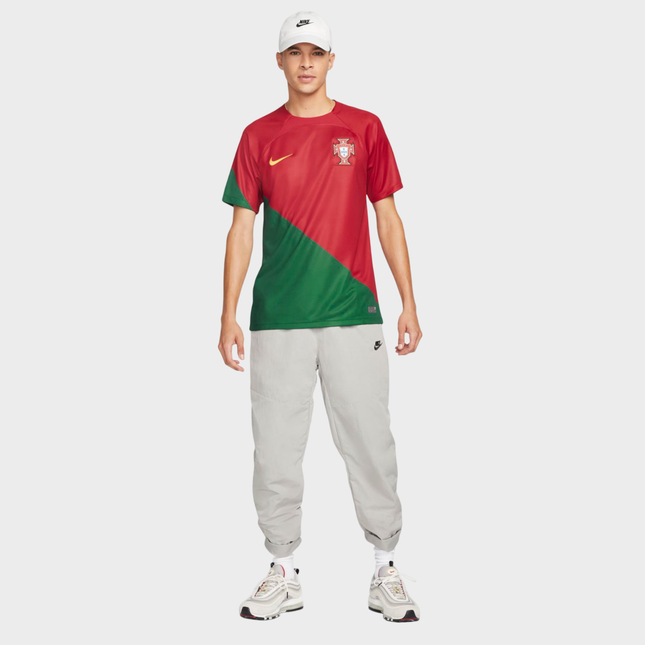 Camisa Portugal I 2022 - Torcedor Nike Masculina - Vermelha e Verde - Retrô